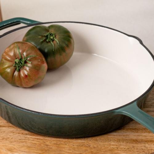 Patelnia grillowa, żeliwna czy ceramiczna — jaką wybrać?