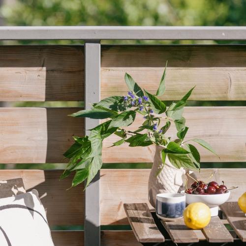 Zwykły balkon vs. balkon z klimatem - różnicę robią te detale