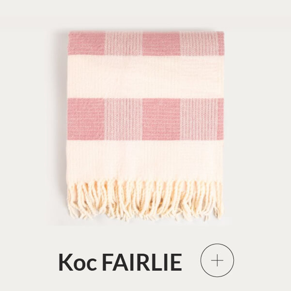 Koc beżowo różowy