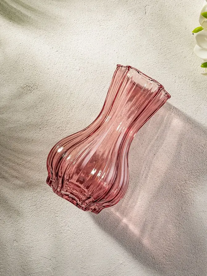 Wazon JUNNE szklany różowy 12x20,3 cm