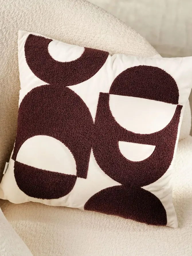 Poszewka TUFFY z tuftowanym wzorem 45x45cm