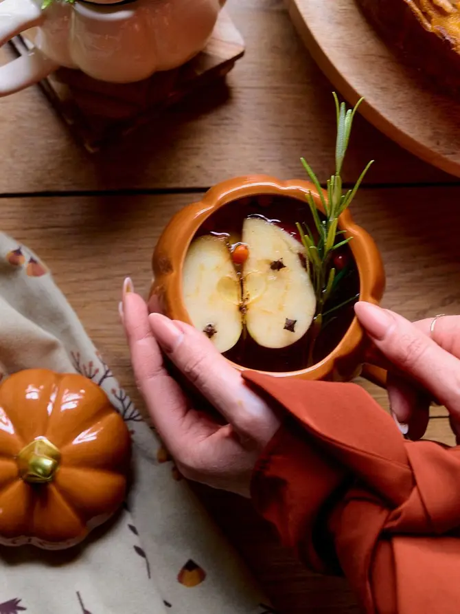 Kubek PUMPKIE w kształcie dyni z pokrywką pomarańczowy SHINY 0,6 l