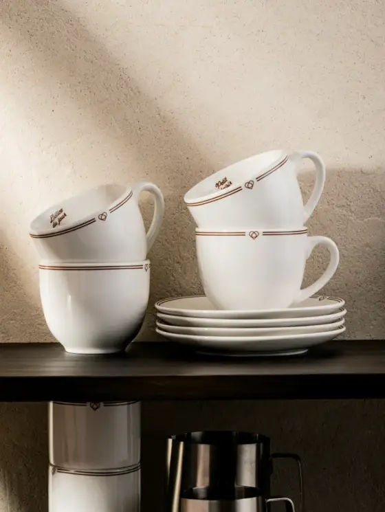 Zestaw filiżanek ze spodkiem PATISSERIE dużych, 0,25 l 4 szt.