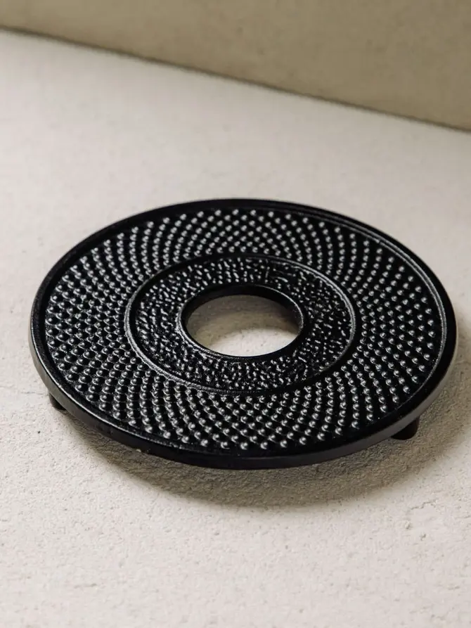 Podstawka żeliwna ANDREAS pod dzbanek 14,5 cm