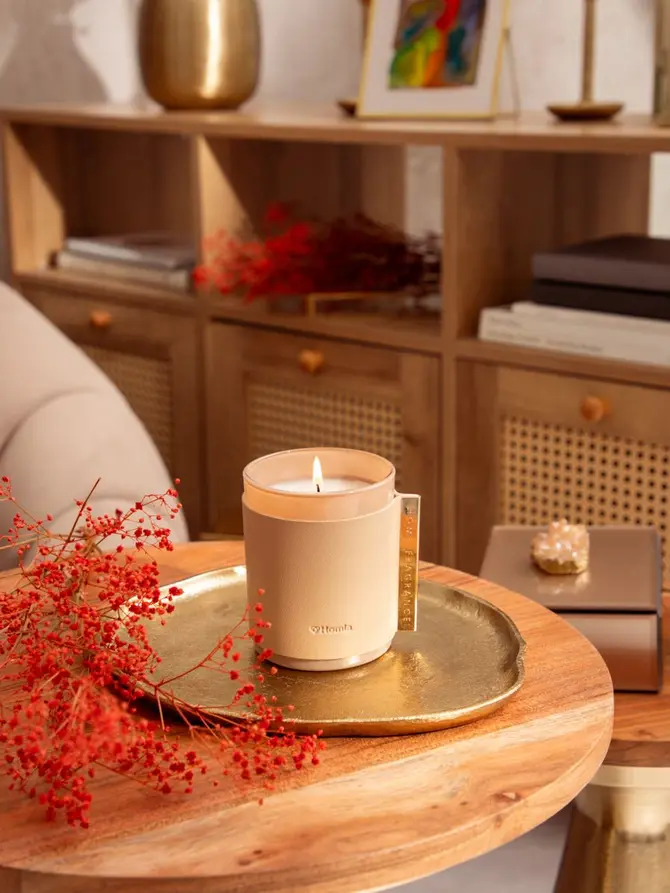 Świeca zapachowa SLEEK LEATHER Healing Woods 225 g