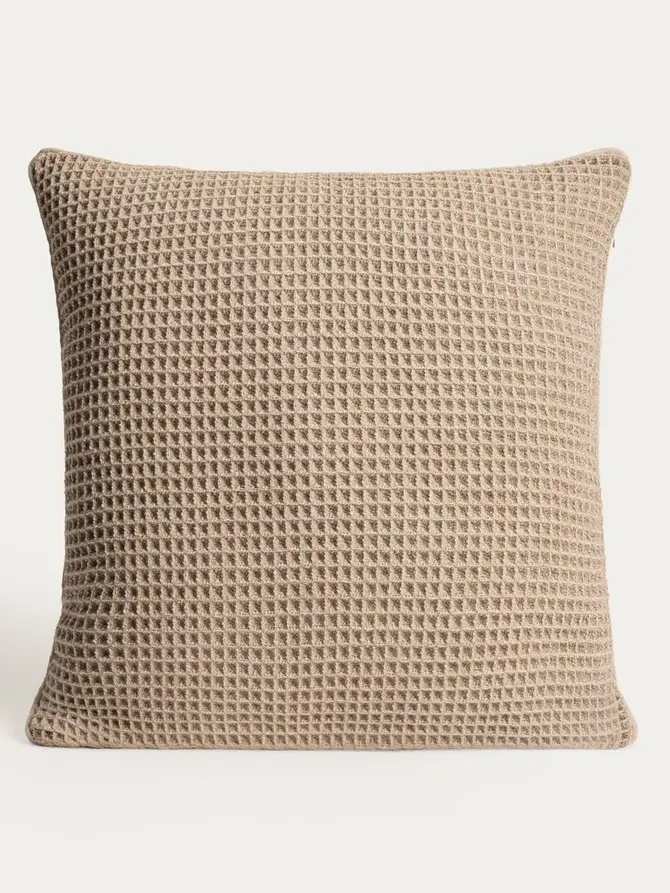 Poszewka ARVEA taupe o waflowej fakturze 45x45 cm