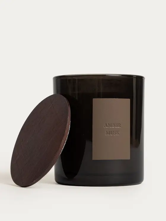 Świeca sojowa URBAN LEATHER Amber Musk 380 g