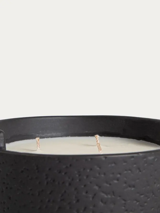 Świeca zapachowa z woskiem sojowym STONE 01 Mossy Carbon 290 g
