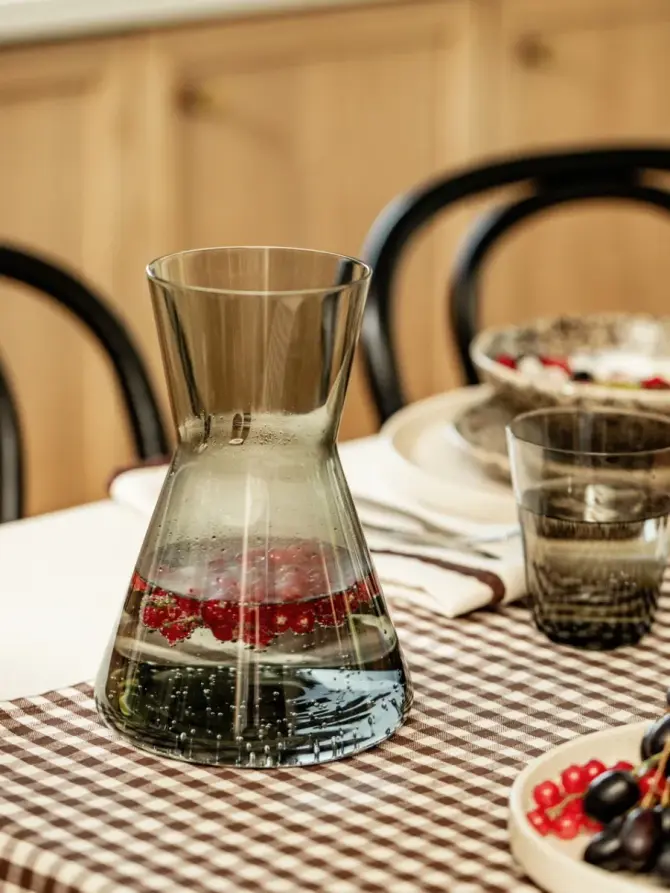 Karafka AMBERIS szara 1,4 l