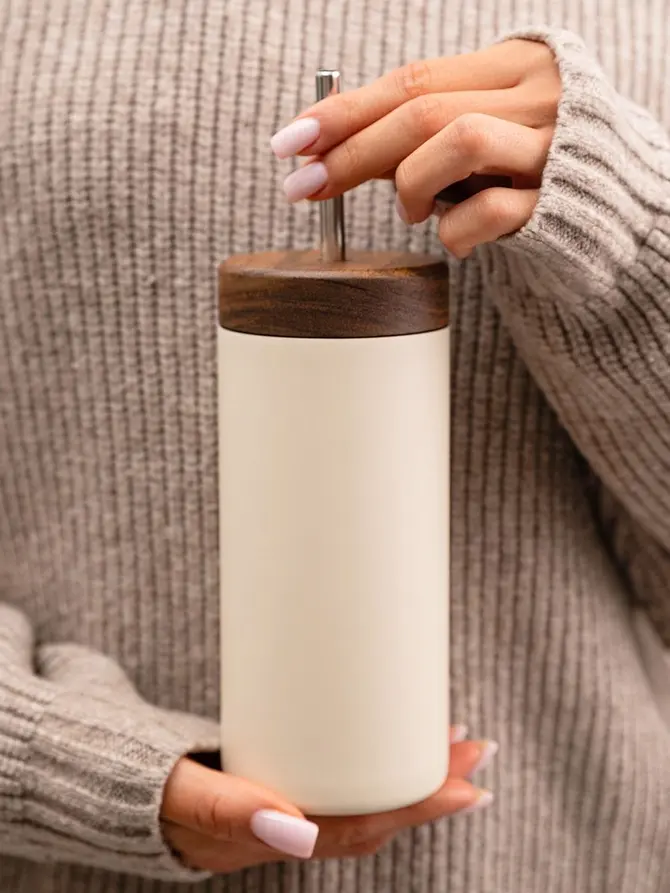 Kubek termiczny SYLVARA z drewnianym elementem i słomką 350 ml