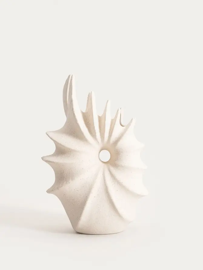 Dekoracja stojąca ABLIS o nieregularnym kształcie 14,3x10,3x21,5 cm