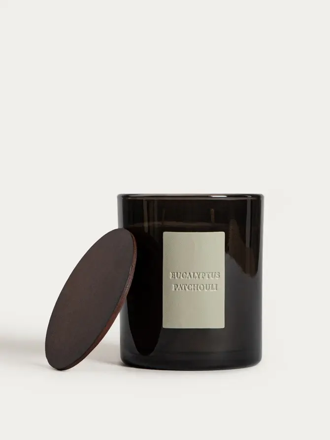 Świeca sojowa URBAN LEATHER Eucalyptus Patchouli 380 g