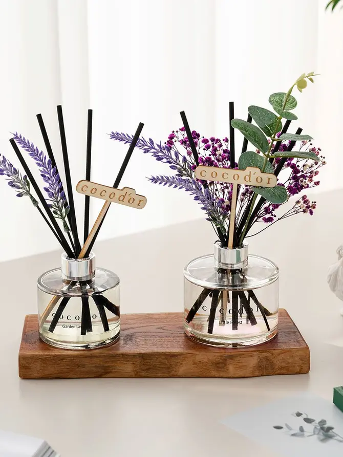 Dyfuzor GARDEN LAVENDER zapachowy z patyczkami Flower Lavender 0,2 l