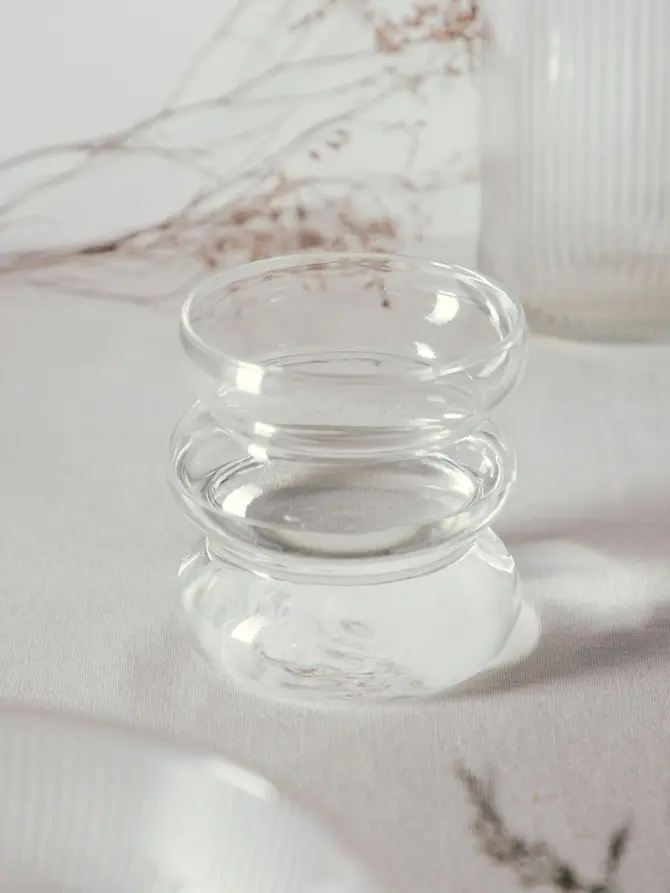 Szklanka BUBBLY transparentna, skrzywiona 0,45 l