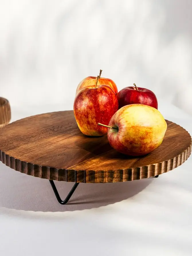 Patera RILLET ryflowana na metalowych nóżkach 34x9 cm