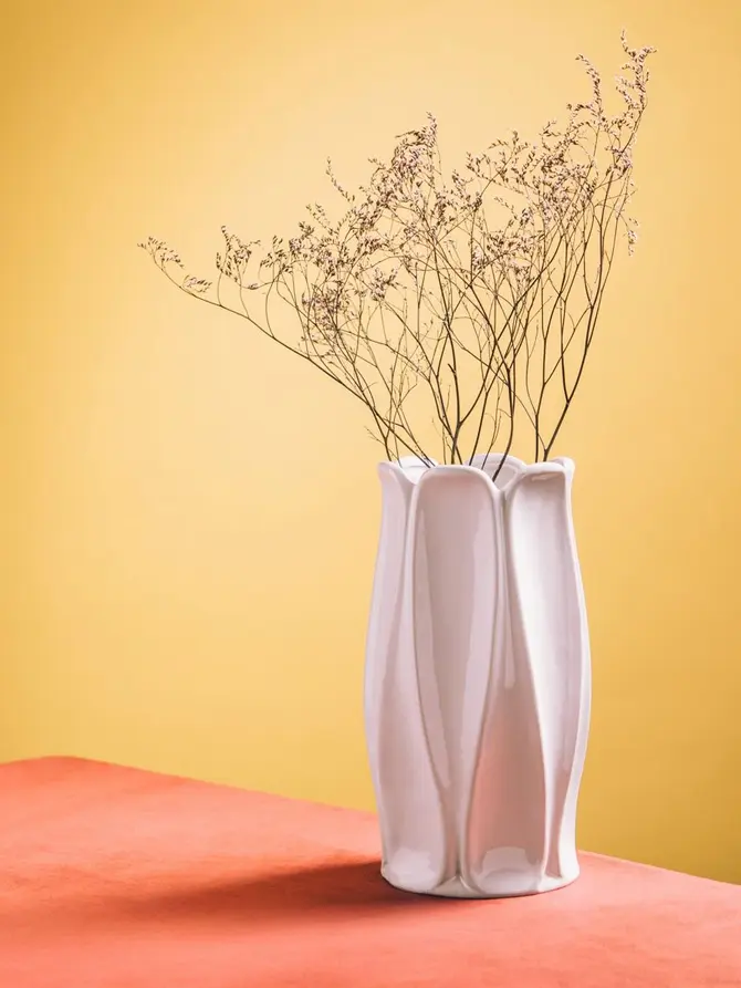 Wazon NOVO biały w geometryczny wzór 11,2x24,50 cm