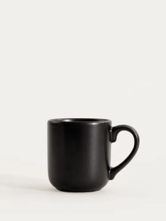 Kubek FAMELIO czarny 0,4 l