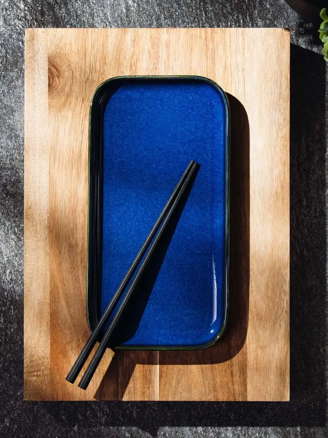 Talerz OKINAWA na sushi granatowy 25x13cm