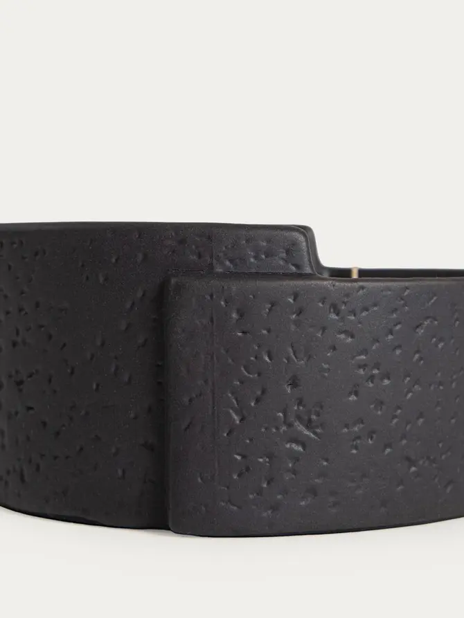 Świeca zapachowa z woskiem sojowym STONE 01 Mossy Carbon 290 g