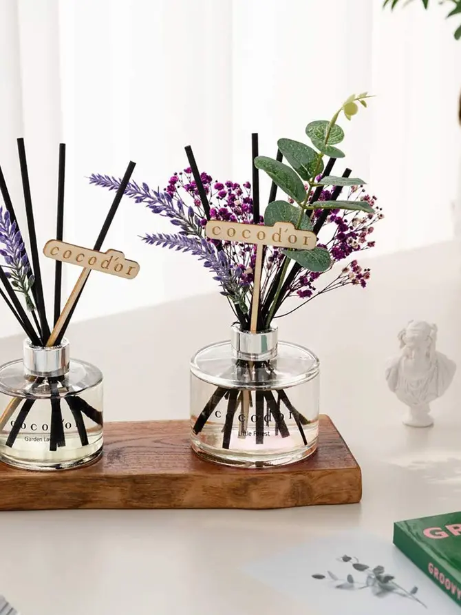 Dyfuzor GARDEN LAVENDER zapachowy z patyczkami Flower Lavender 0,2 l
