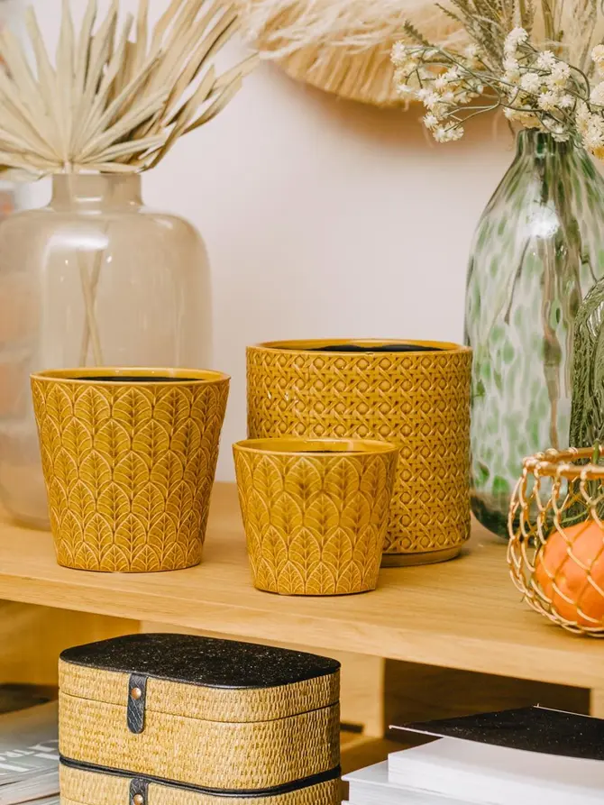 Osłonka RATTAN z motywem rattanu musztardowa 16x14.5 cm
