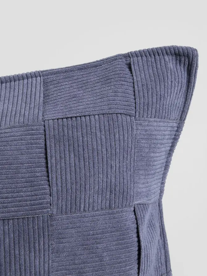 Poszewka BOVA ze strukturalnym wzorem 45x45 cm