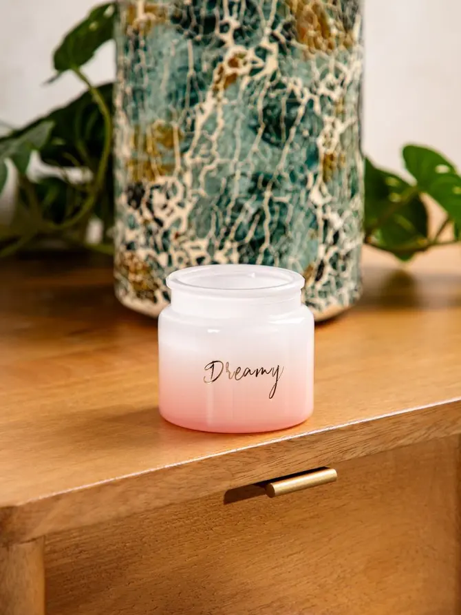 Świeca zapachowa z woskiem sojowym DREAMY PINK Berry Bouquet 55 g