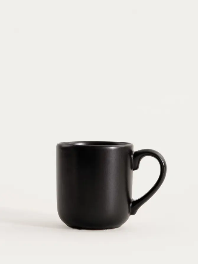 Kubek FAMELIO czarny 0,4 l