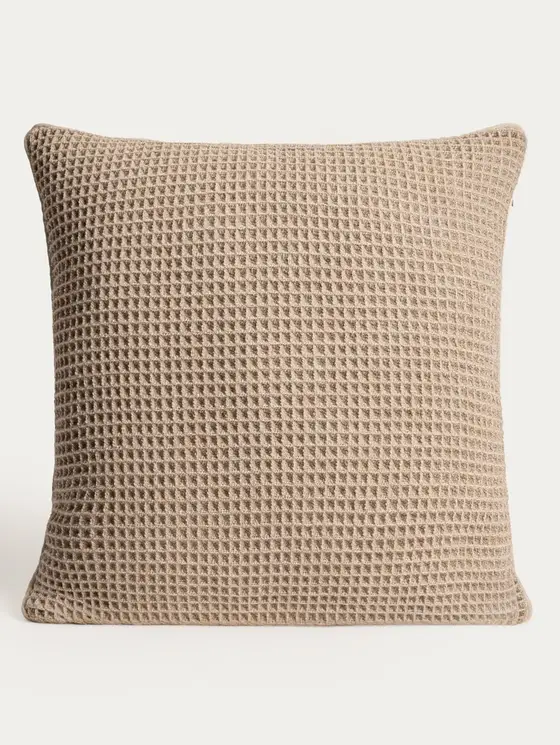 Poszewka ARVEA taupe o waflowej fakturze 45x45 cm
