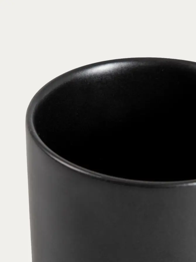 Kubek FAMELIO czarny 0,4 l