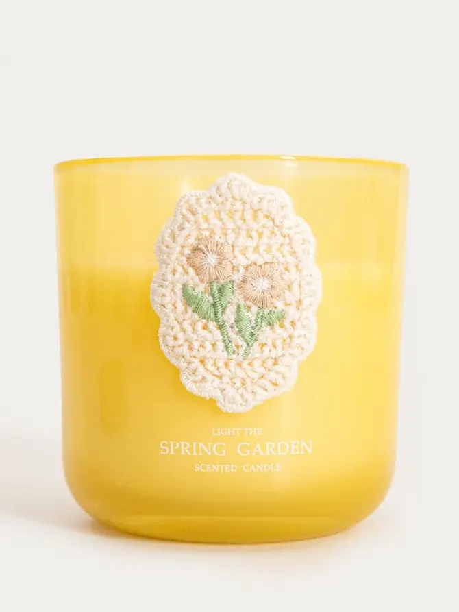 Świeca zapachowa CROHET Spring Garden 300 g
