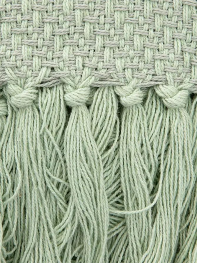 Pled MORRIS pistacjowy z frędzlami 130x170 cm